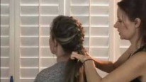 Uzun Saç İçin Tepeden Fransız Örgü Saç Stili Nasıl Yapılır