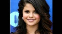Selena Gomez'ın Yaratıcı ve Hoş Saç Modeli Nasıl Yapılır
