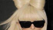 Lady Gaga Saç Modeli (Kurdele Saçı) (Poker Face Klibi) Nasıl Yapılır