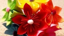 Origami - Renkli Çiçek Buketi Tasarımı